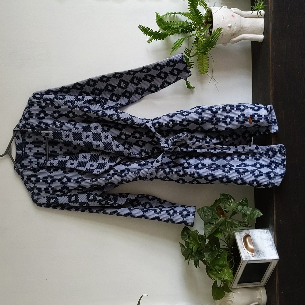 Isaac Mizrahi blue belted jacket size S